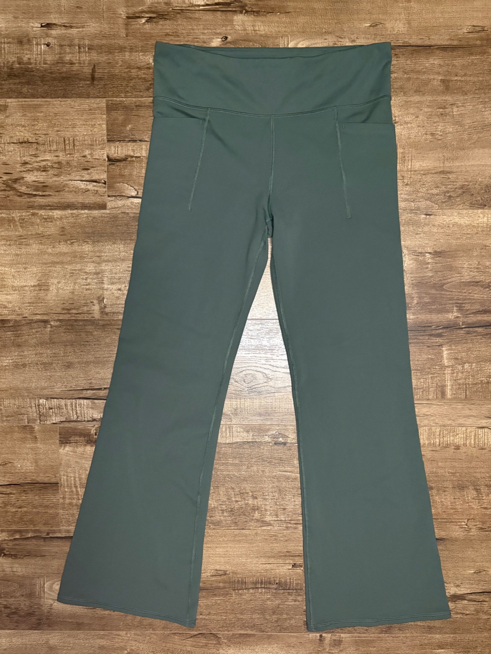 GAP Fit Flare Leggings/Yoga Pants